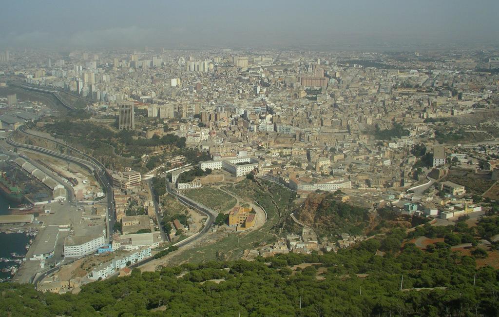 Vue gnrale, on distingue la cathdrale au centre suprieur droit
