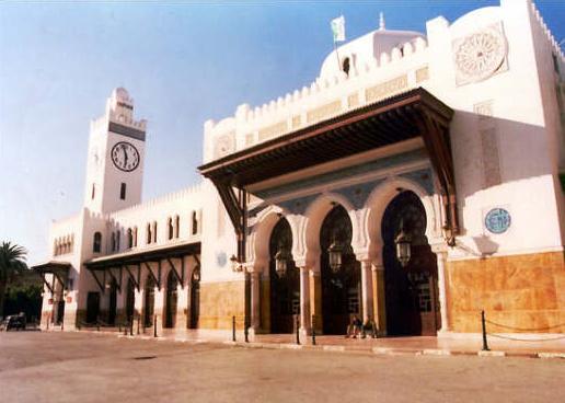 Le minaret de la gare